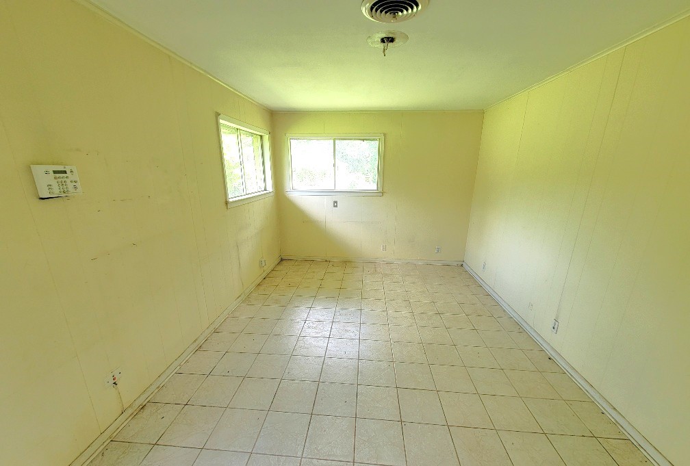 419 Lee Avenue Property Photo 12
