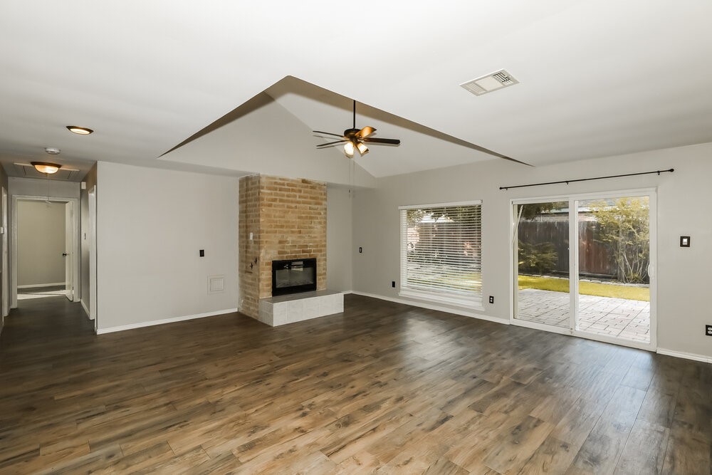 1022 Red Rock Canyon Drive Property Photo 3