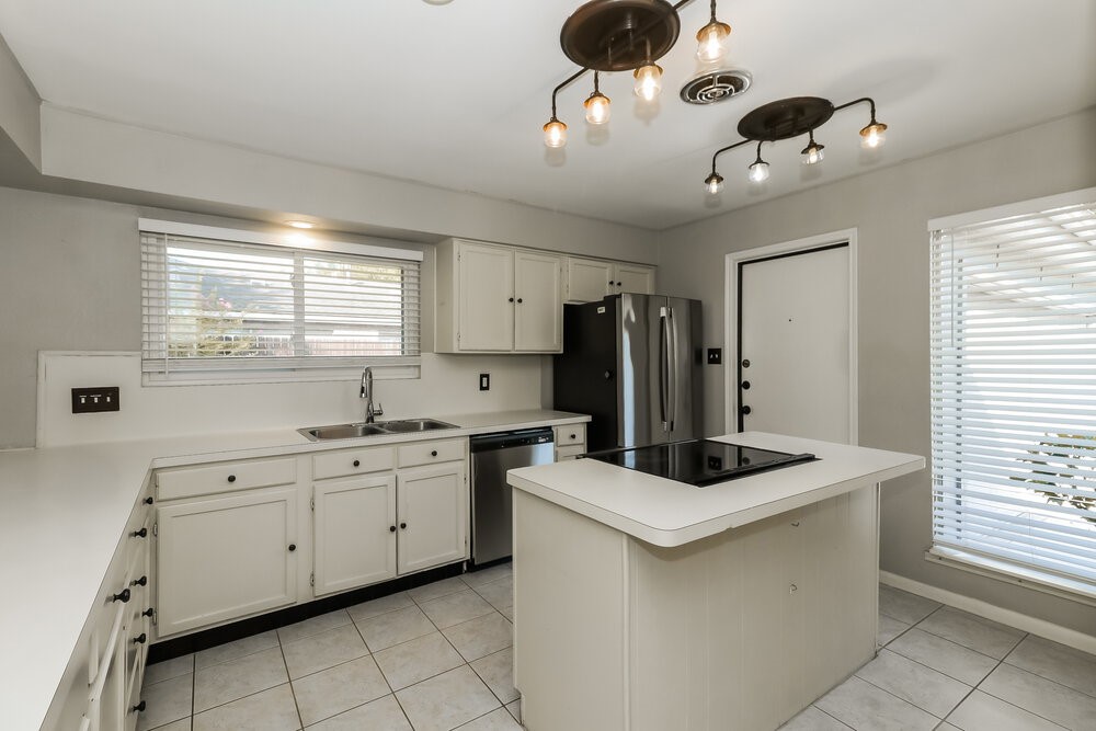 1022 Red Rock Canyon Drive Property Photo 6