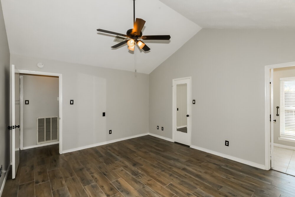 1022 Red Rock Canyon Drive Property Photo 9