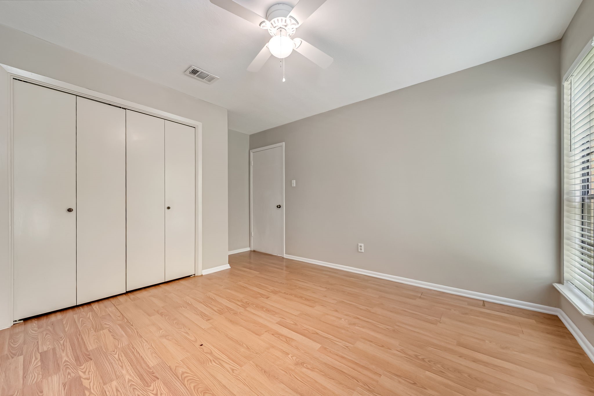 12038 Texas National Boulevard Property Photo 13