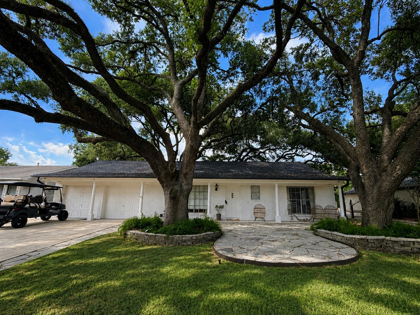 15810 Acapulco Drive Property Photo 4