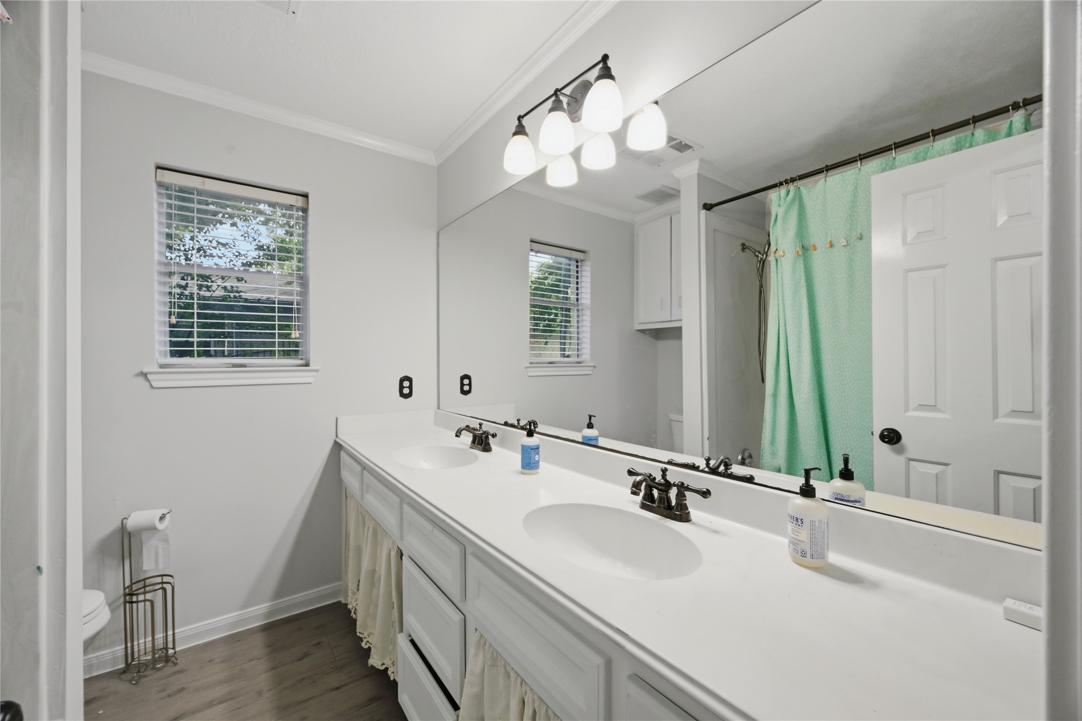 15810 Acapulco Drive Property Photo 22
