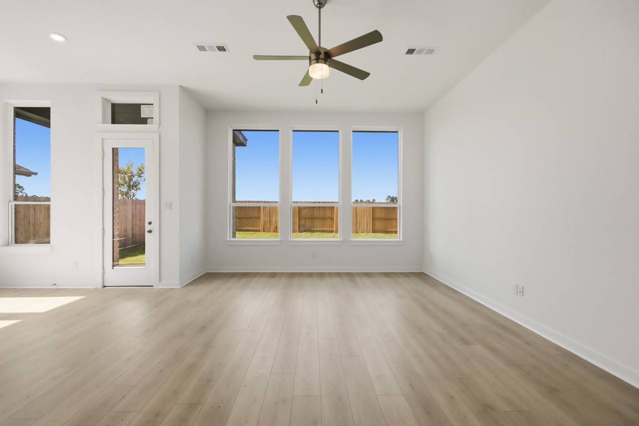 16622 Jolie Street Property Photo 6