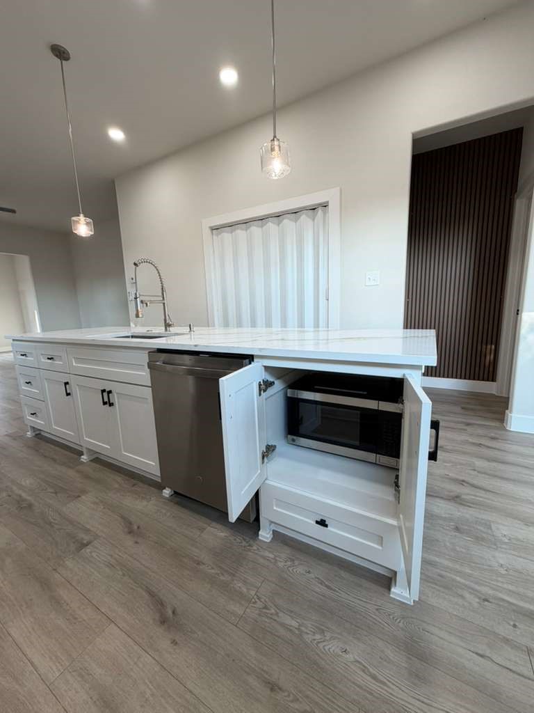 142a College Street Property Photo 11