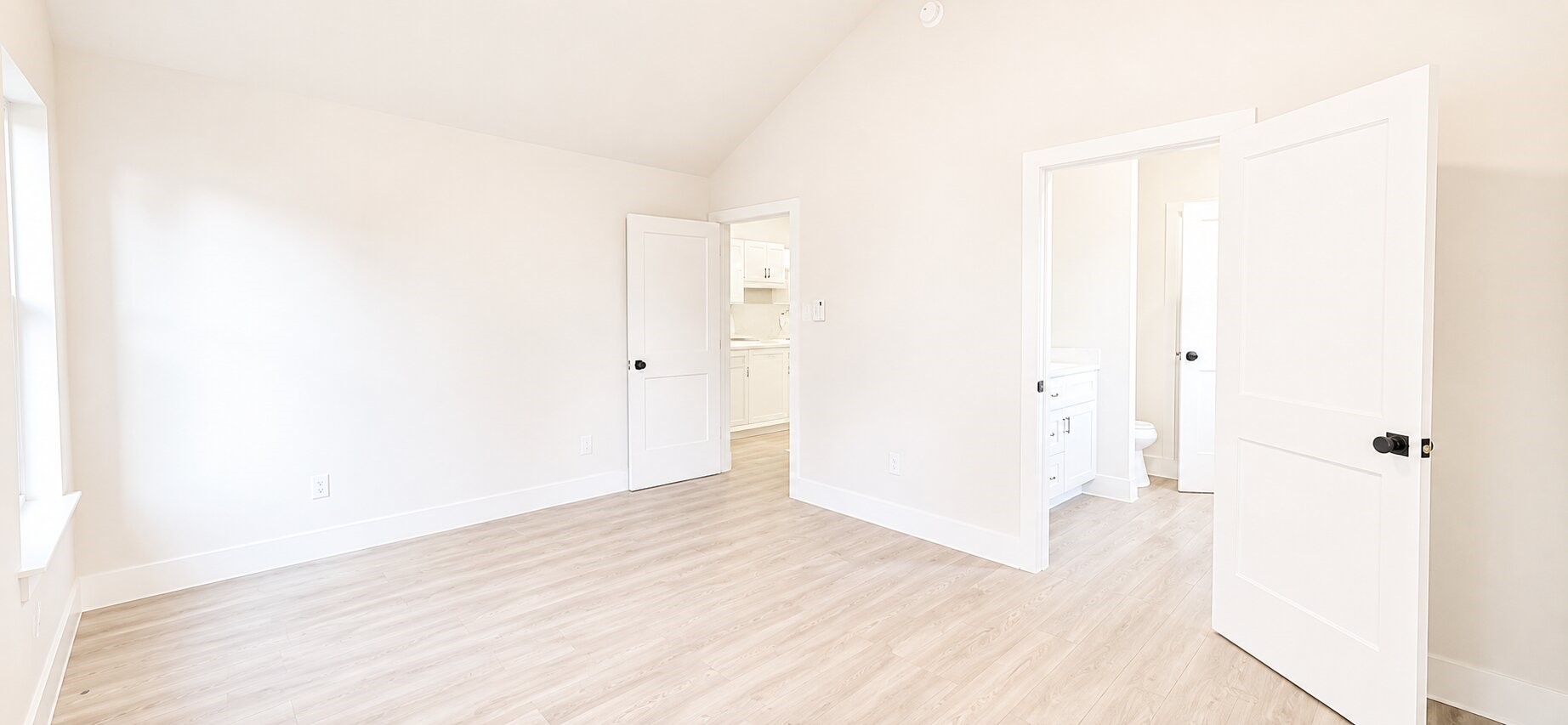 142a College Street Property Photo 16