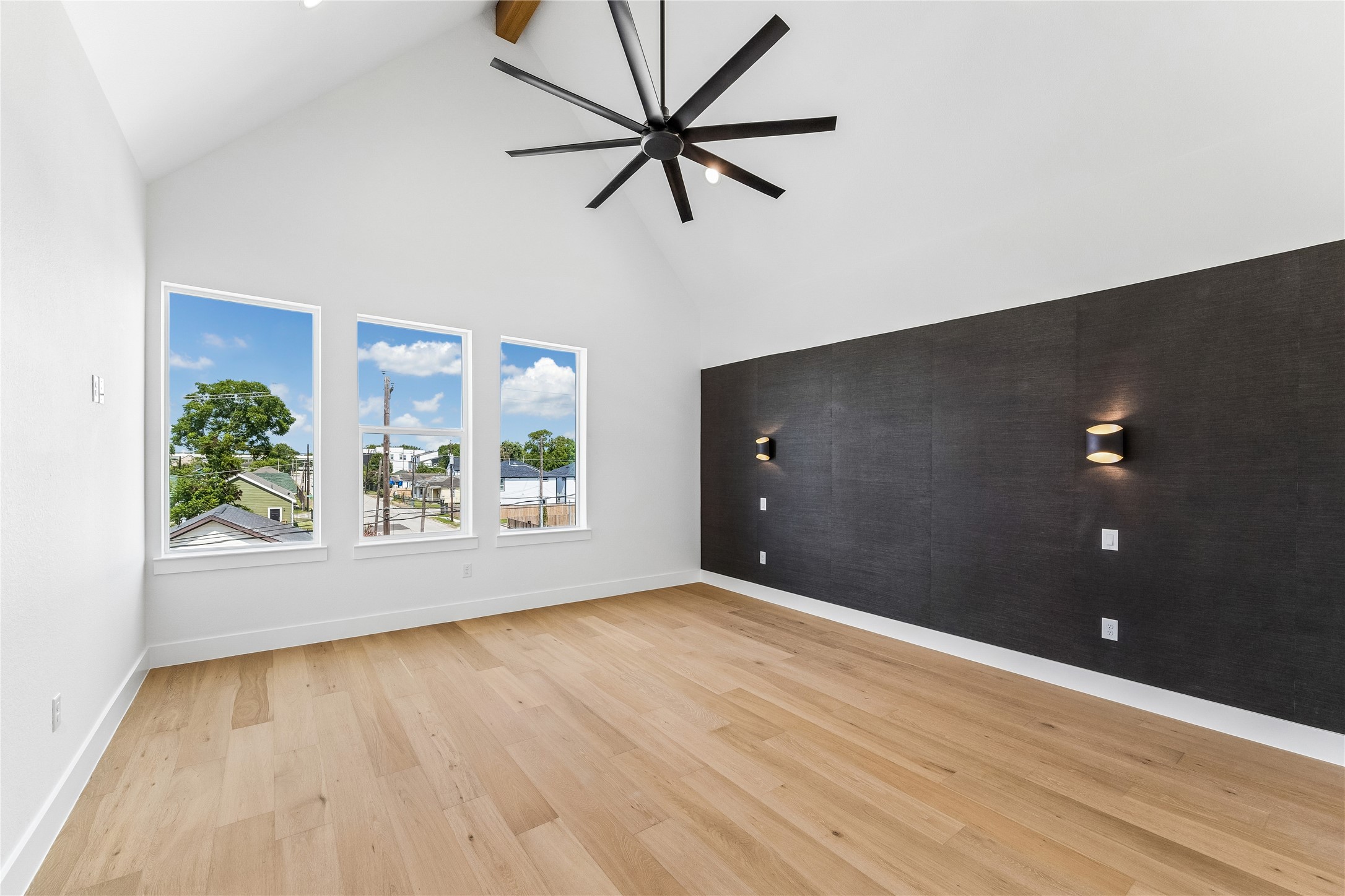 3402 Market Street Property Photo 12
