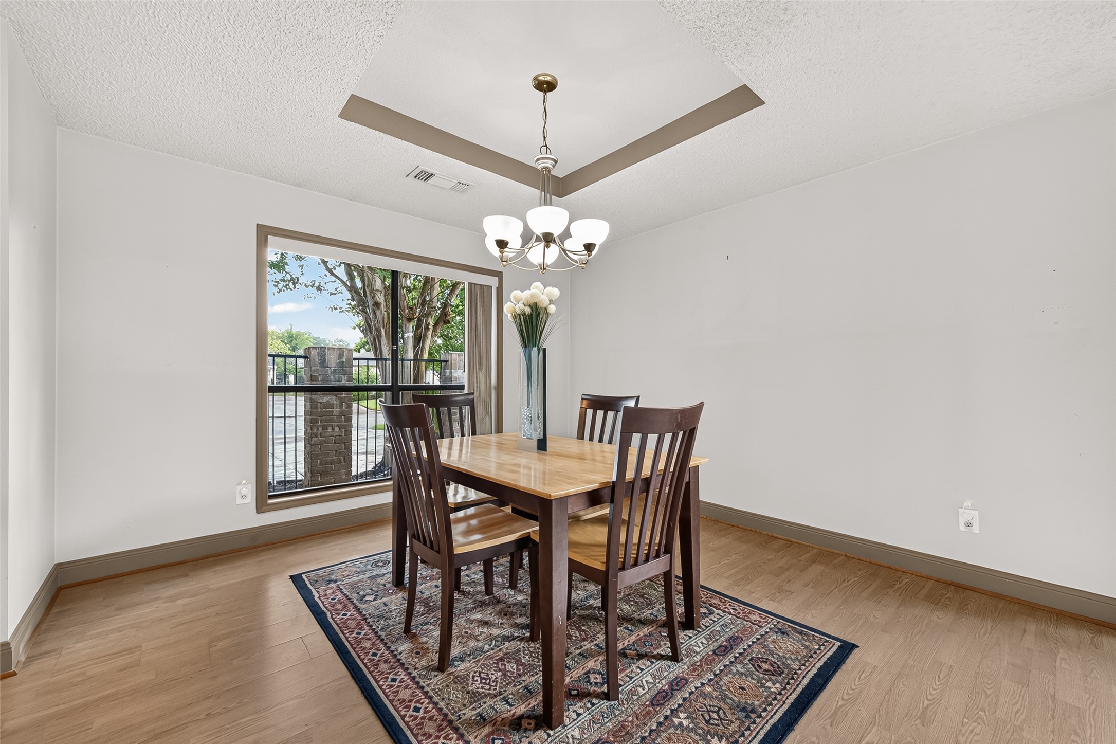 219 Essex Place Property Photo 16