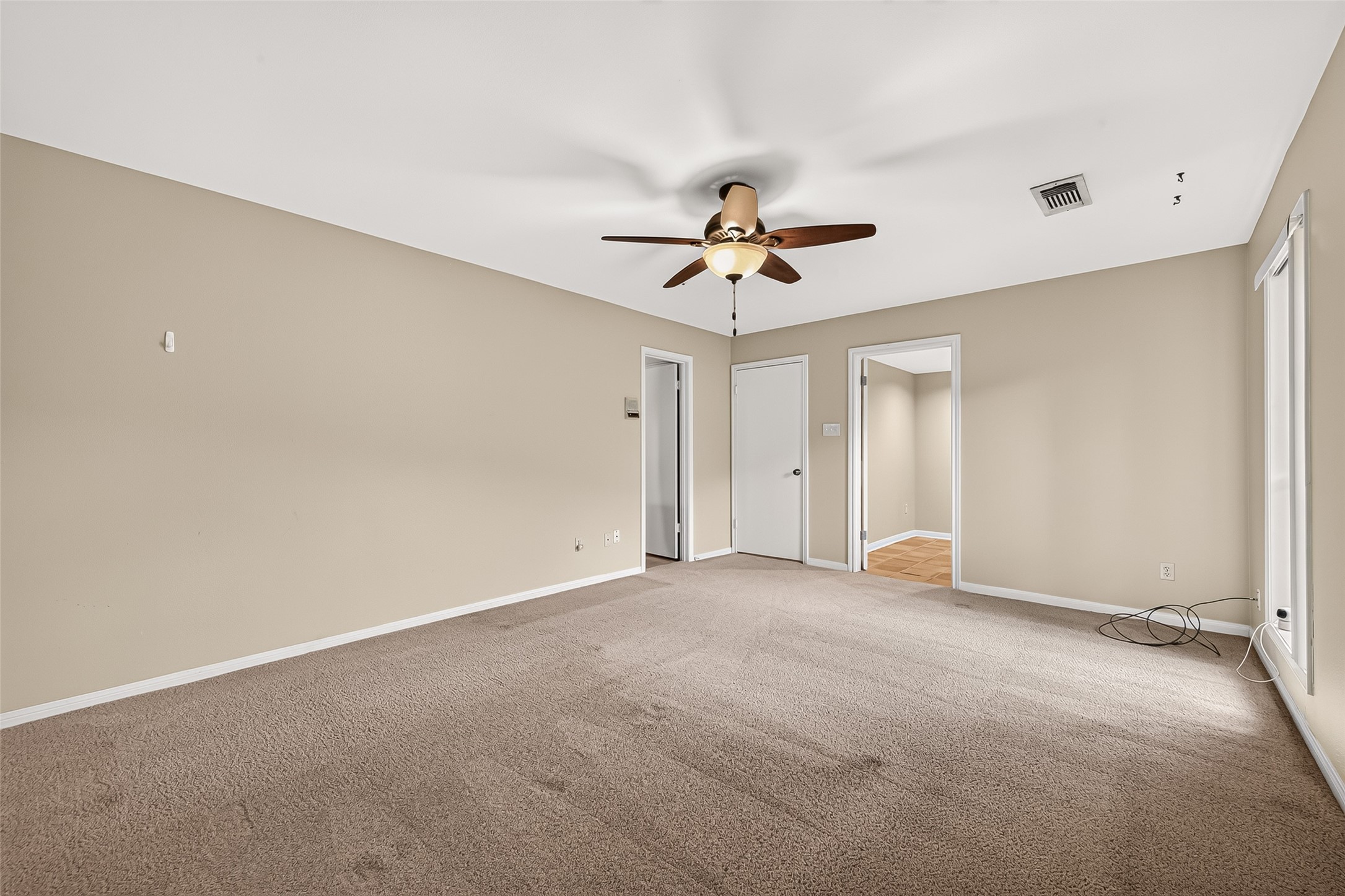 219 Essex Place Property Photo 21