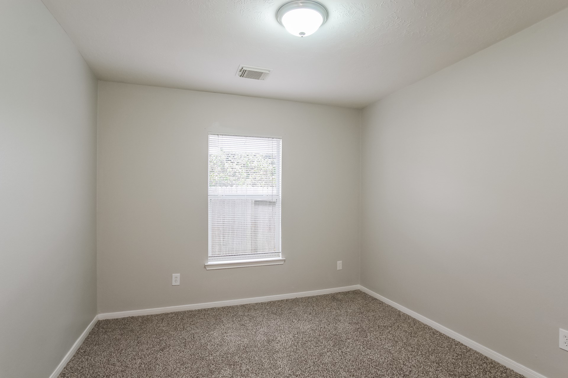 21106 Wortham Oaks Drive Property Photo 10