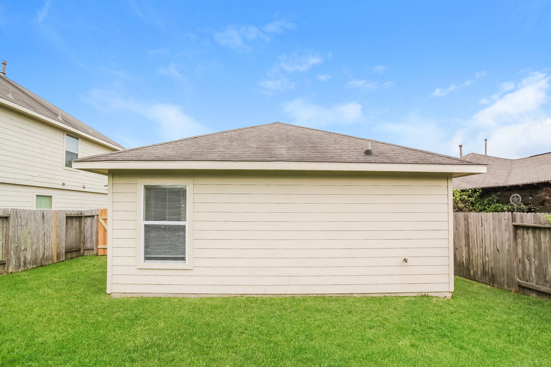 21106 Wortham Oaks Drive Property Photo 15