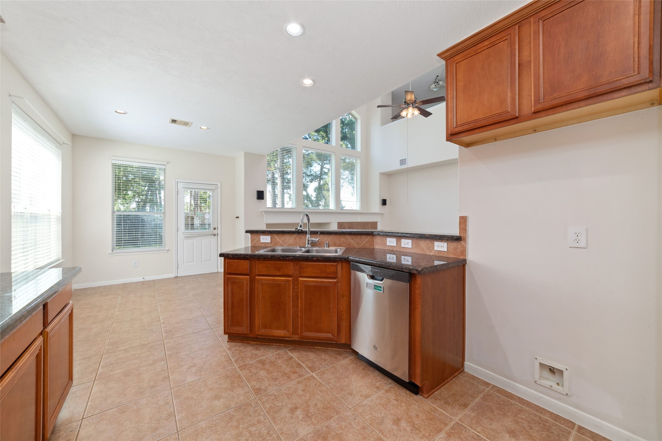 14011 Mohave Way Drive Property Photo 11