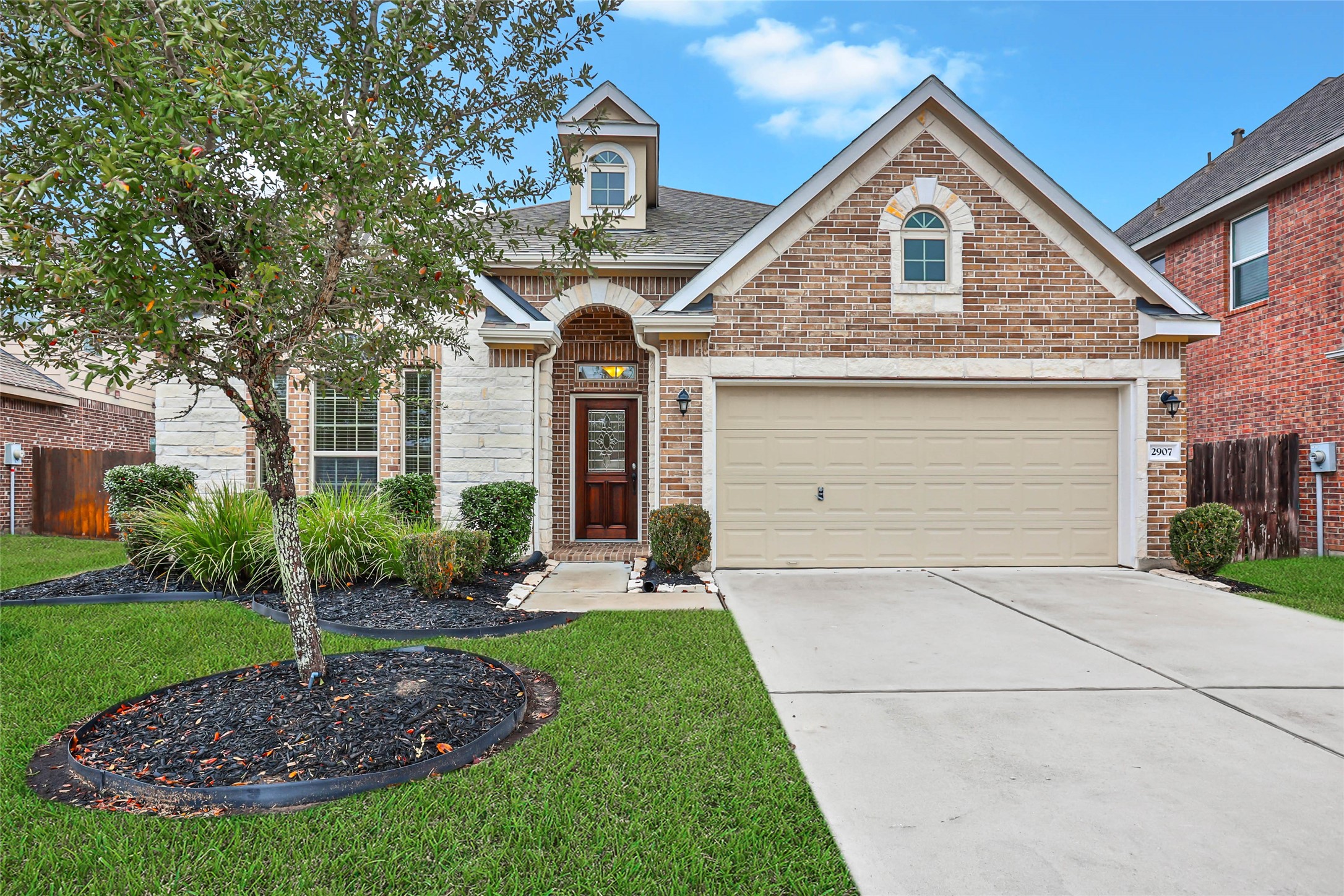 2907 Shadowbrook Chase Lane Property Photo