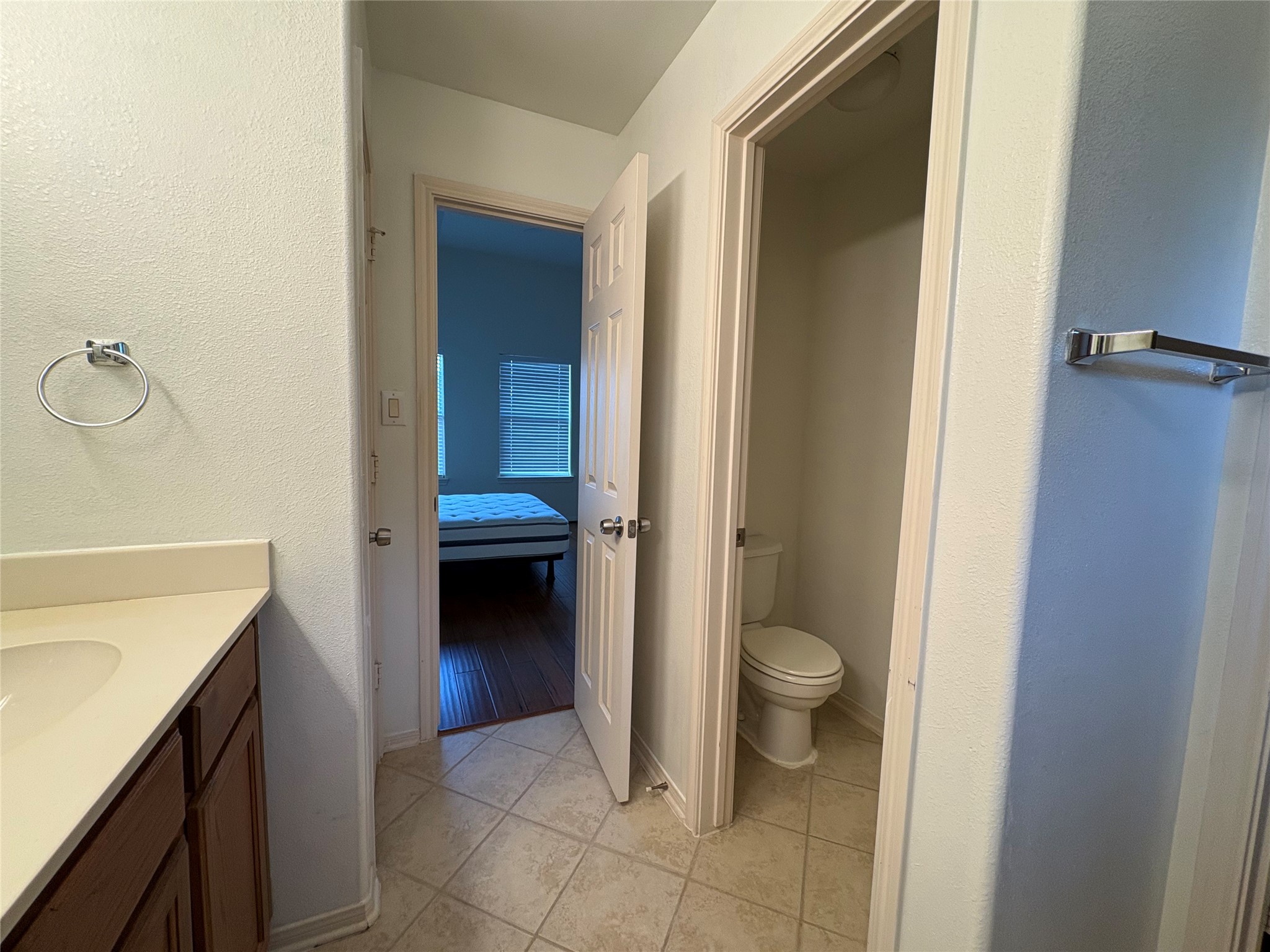 2241 Naomi Street Property Photo 19