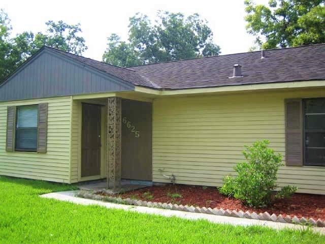 6625 Saxet Street Property Photo 3