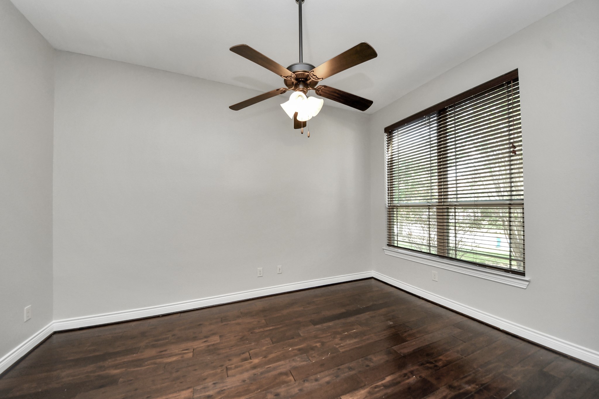 9422 Brannok Lane Property Photo 15
