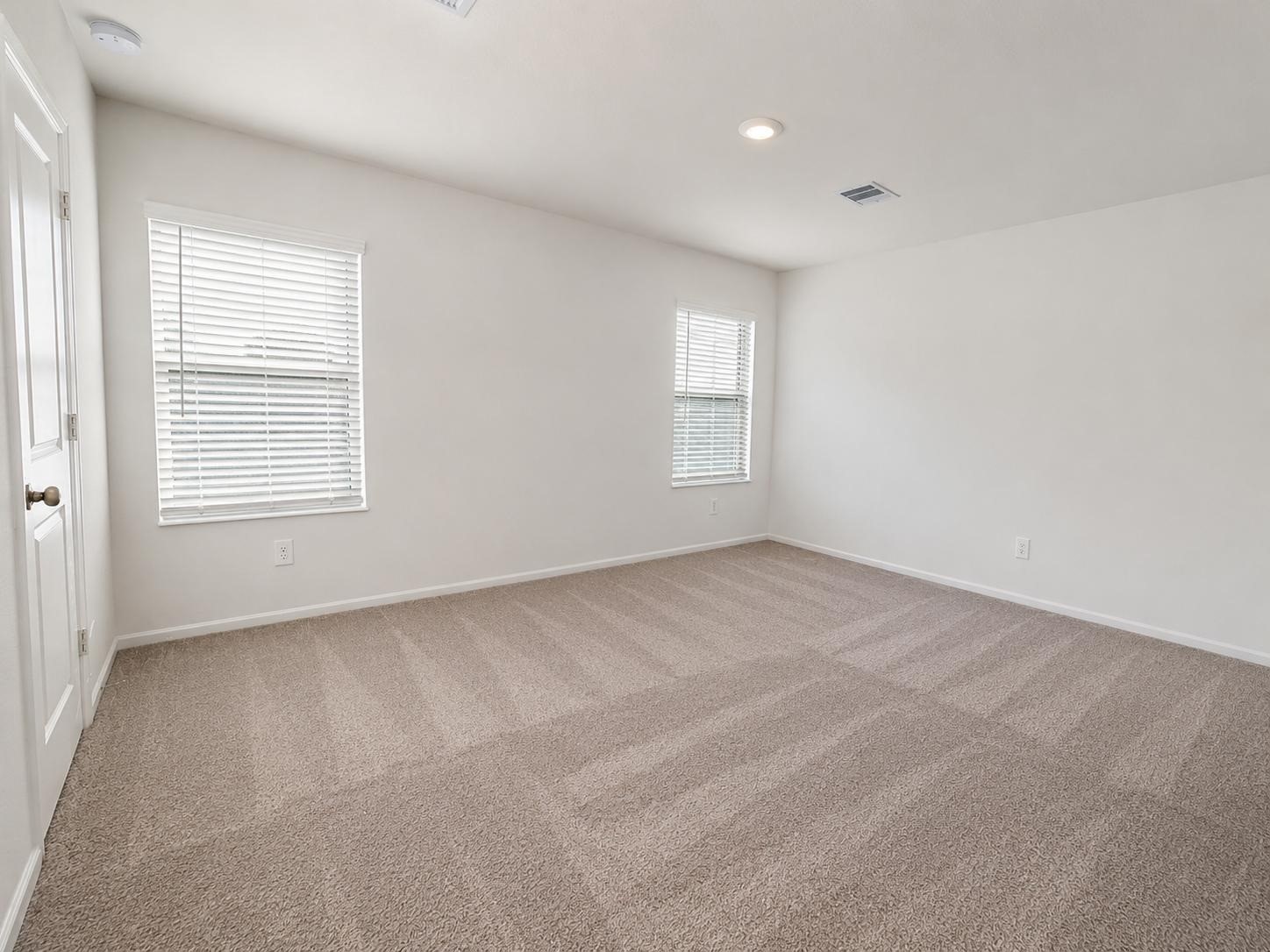 1515 Las Cuevas Drive Property Photo 9