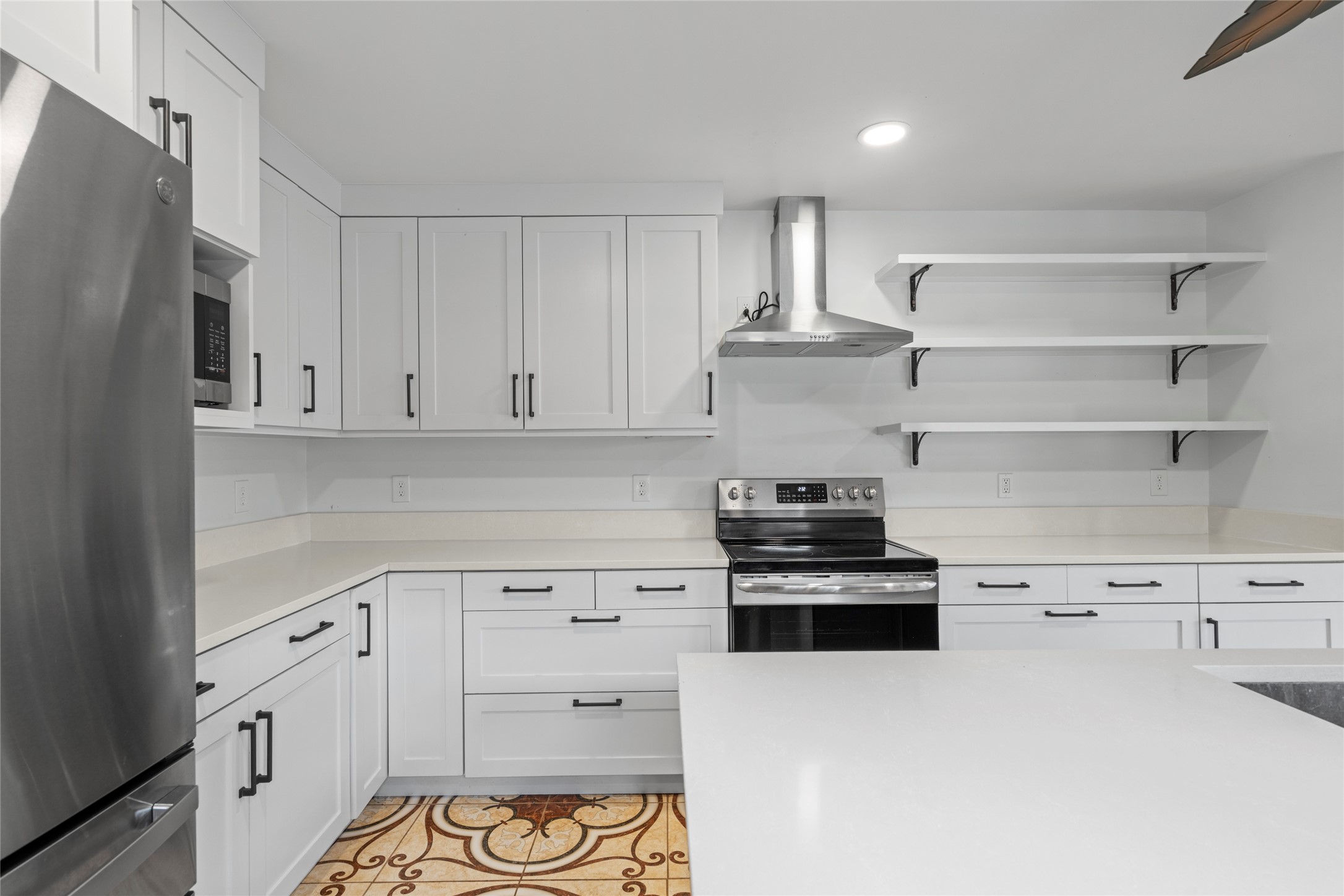 1513 Beaconshire Road Property Photo 12
