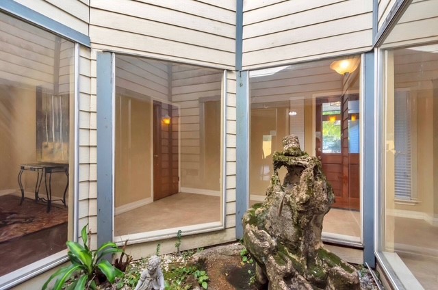 15938 Mission Village Drive Property Photo 6