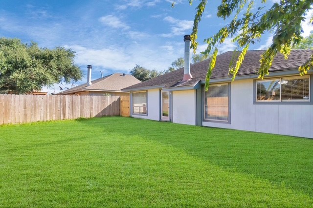 15938 Mission Village Drive Property Photo 8