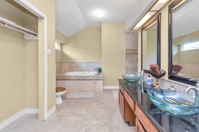 15938 Mission Village Drive Property Photo 30