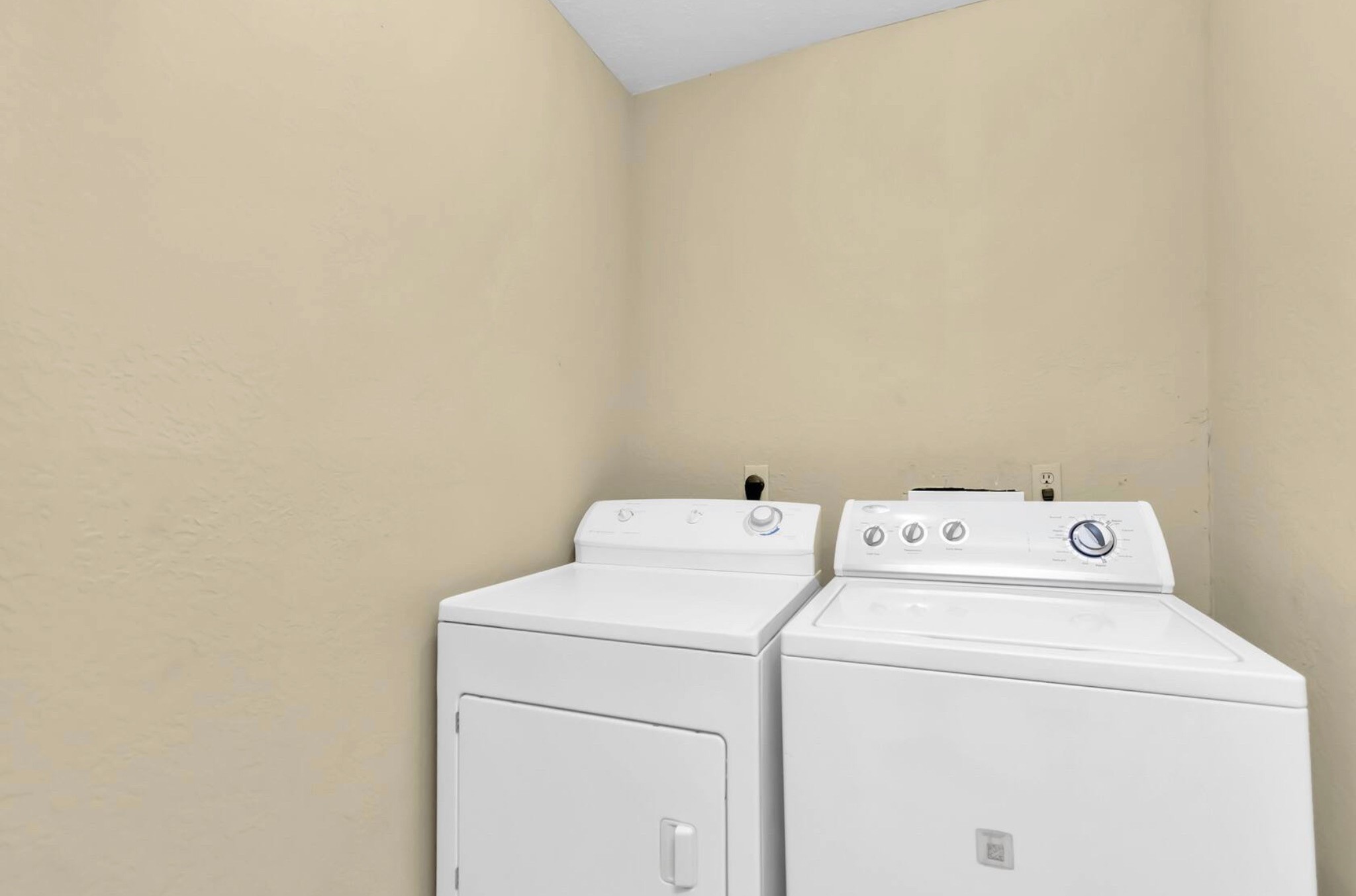 15938 Mission Village Drive Property Photo 35