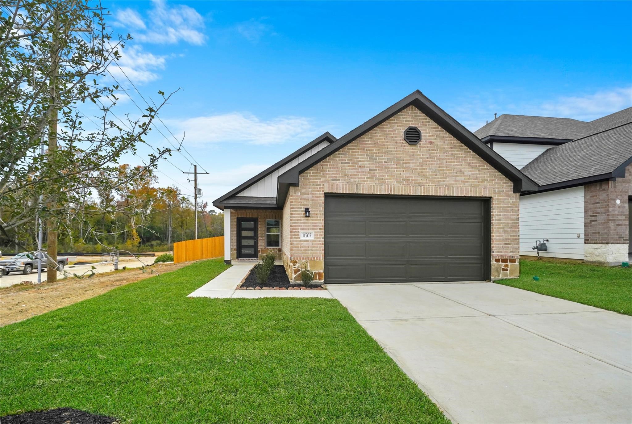 11703 Eclipse Drive Property Photo 2