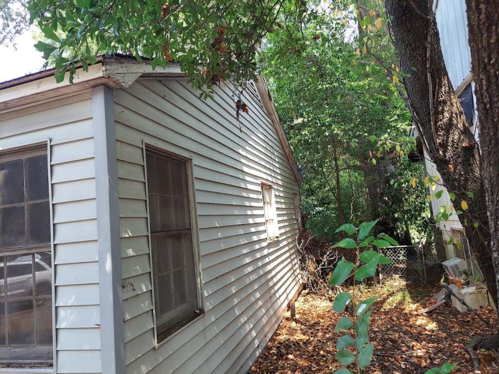 514 Connella Street Property Photo 5