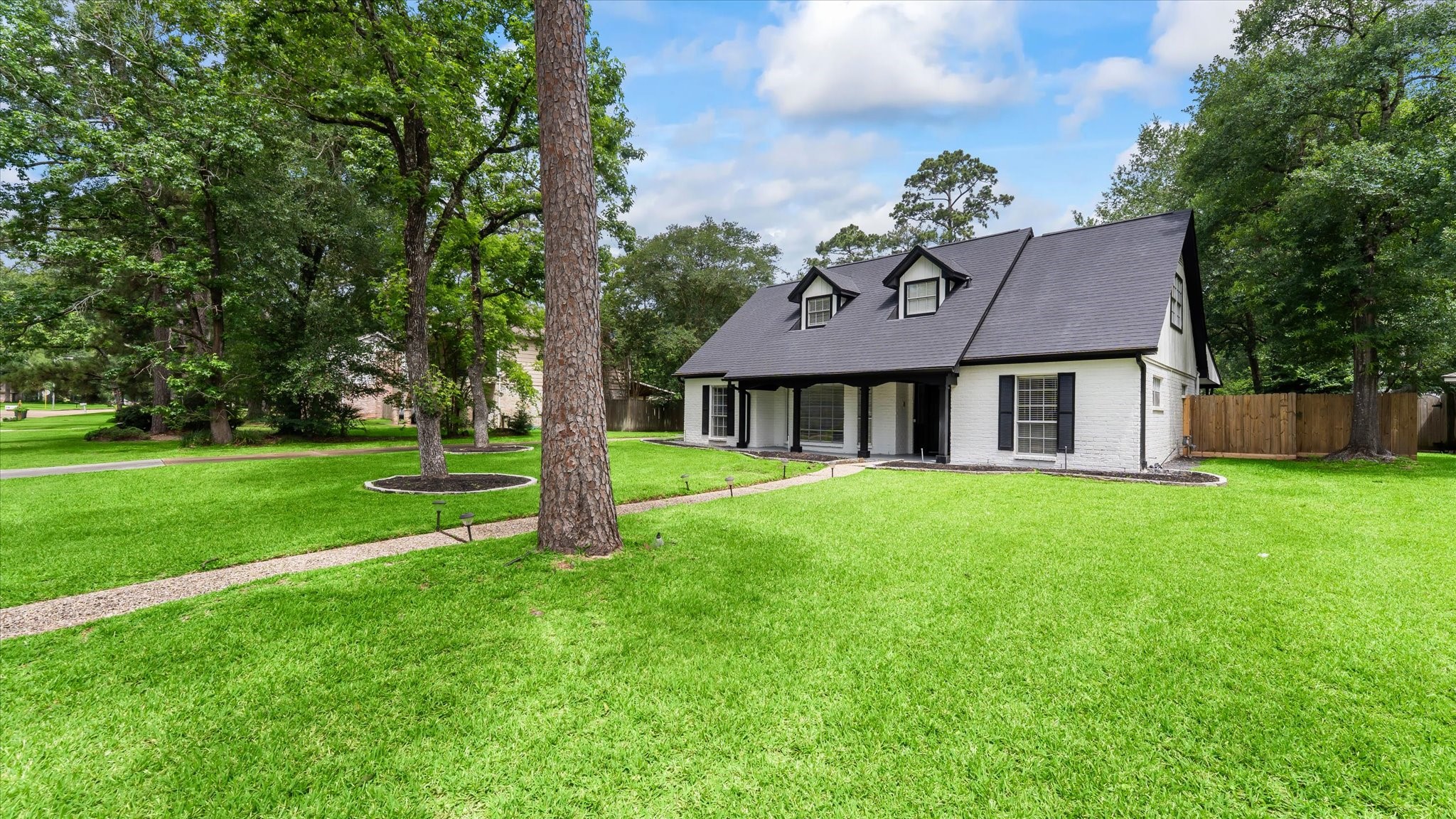 6310 Hickorycrest Drive Property Photo 1