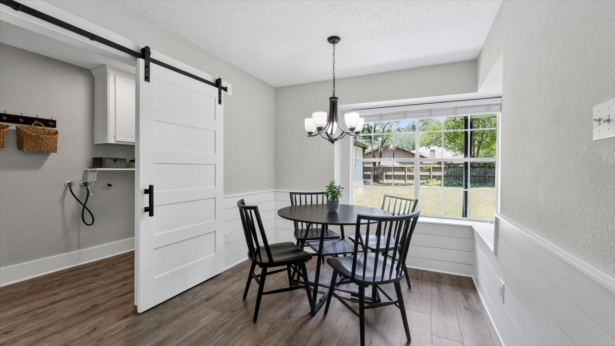 6310 Hickorycrest Drive Property Photo 23
