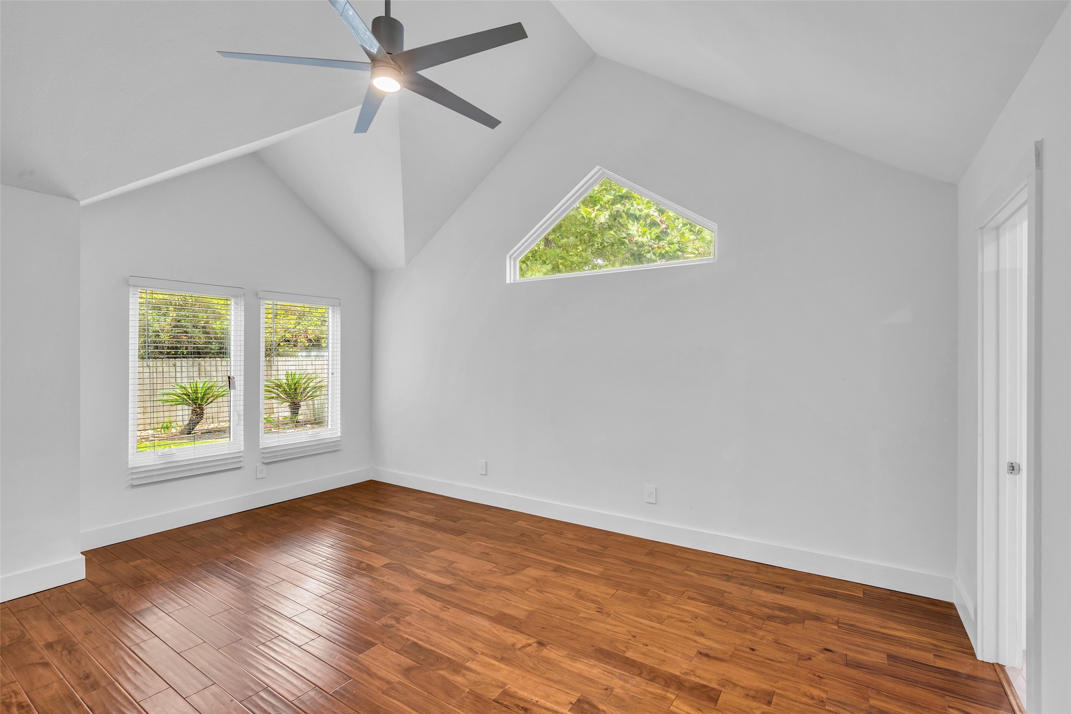 54 Sky Terrace Place Property Photo 21