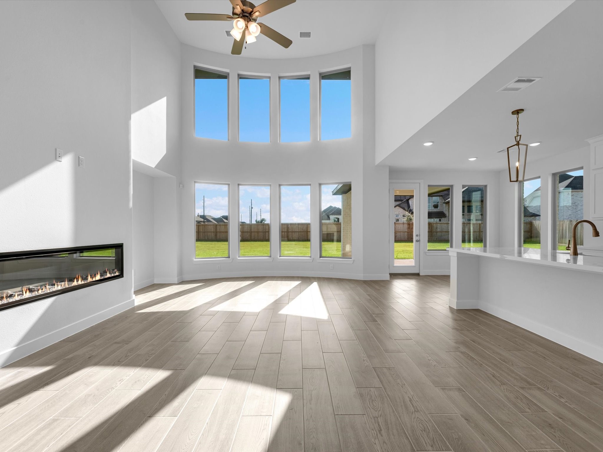 802 Fenugreek Trail Property Photo 3