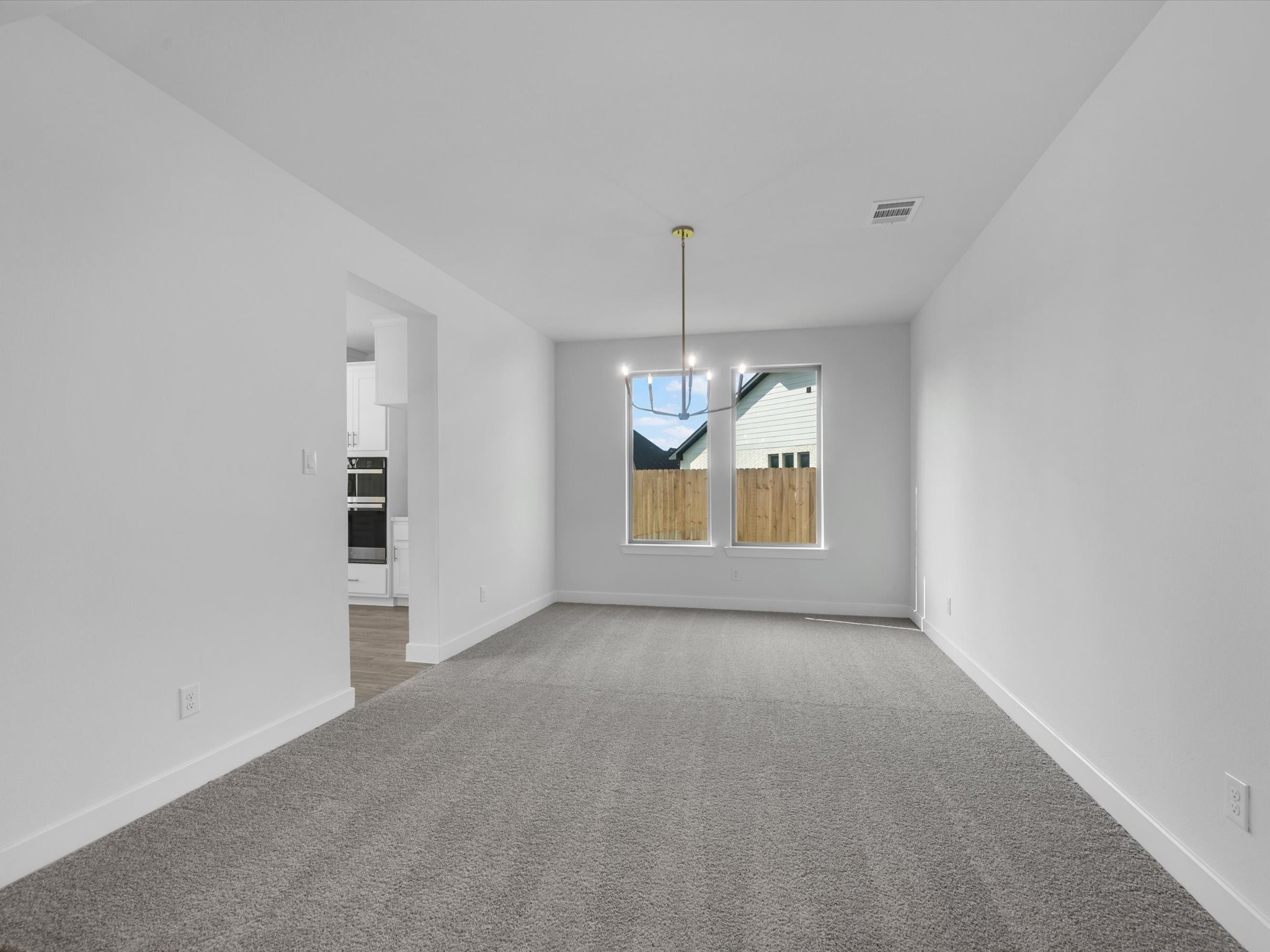 802 Fenugreek Trail Property Photo 9