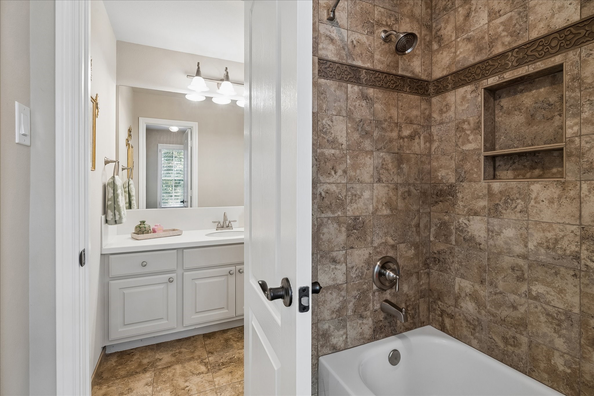 10102 Kielder Pointe Drive Property Photo 37