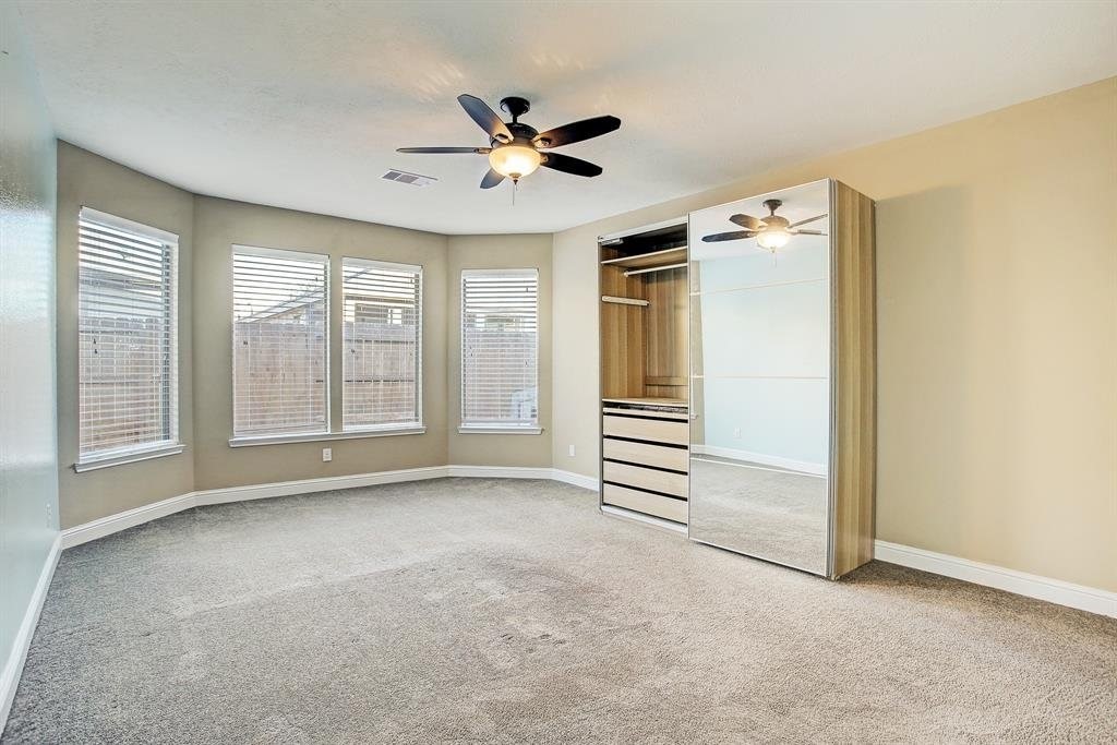 11022 Avery Oaks Lane Property Photo 2