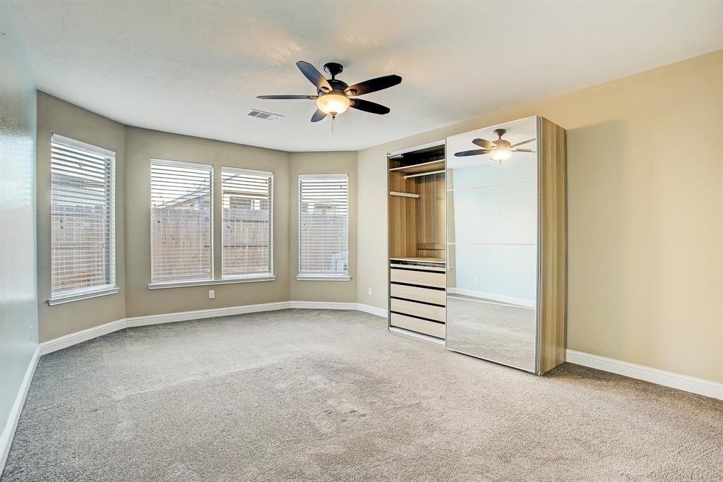 11022 Avery Oaks Lane Property Photo 2