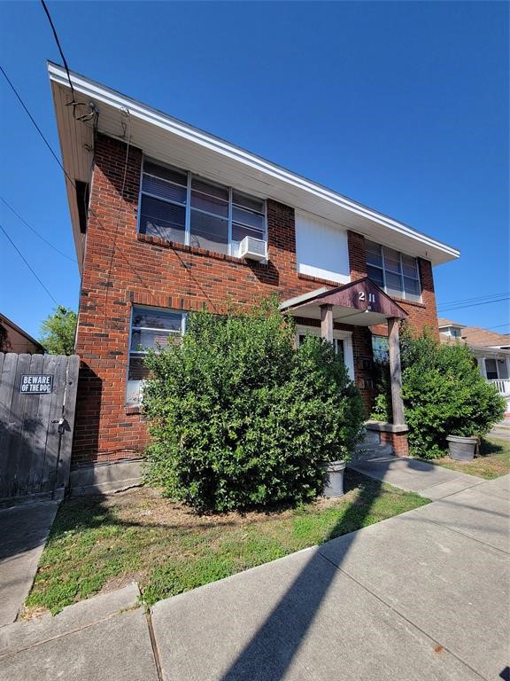 2111 Freeman Street 4 Property Photo 4