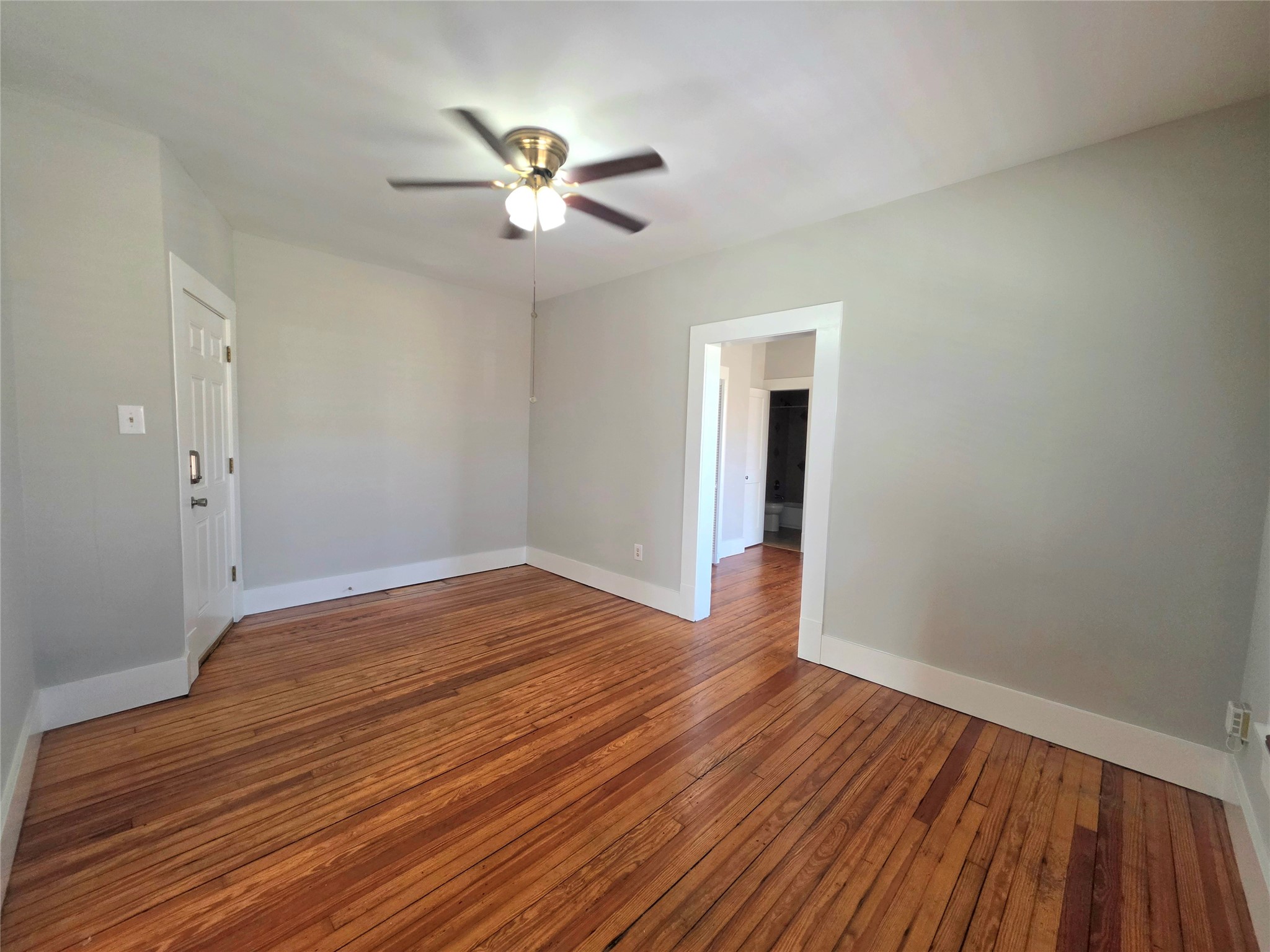 2111 Freeman Street 4 Property Photo 7