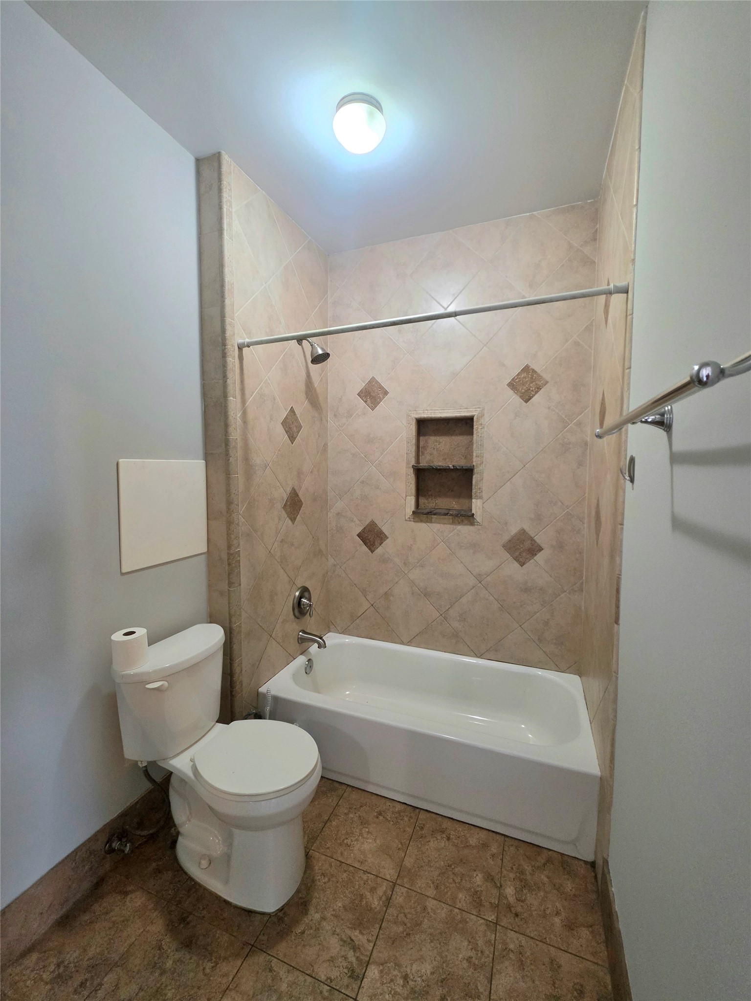 2111 Freeman Street 4 Property Photo 19