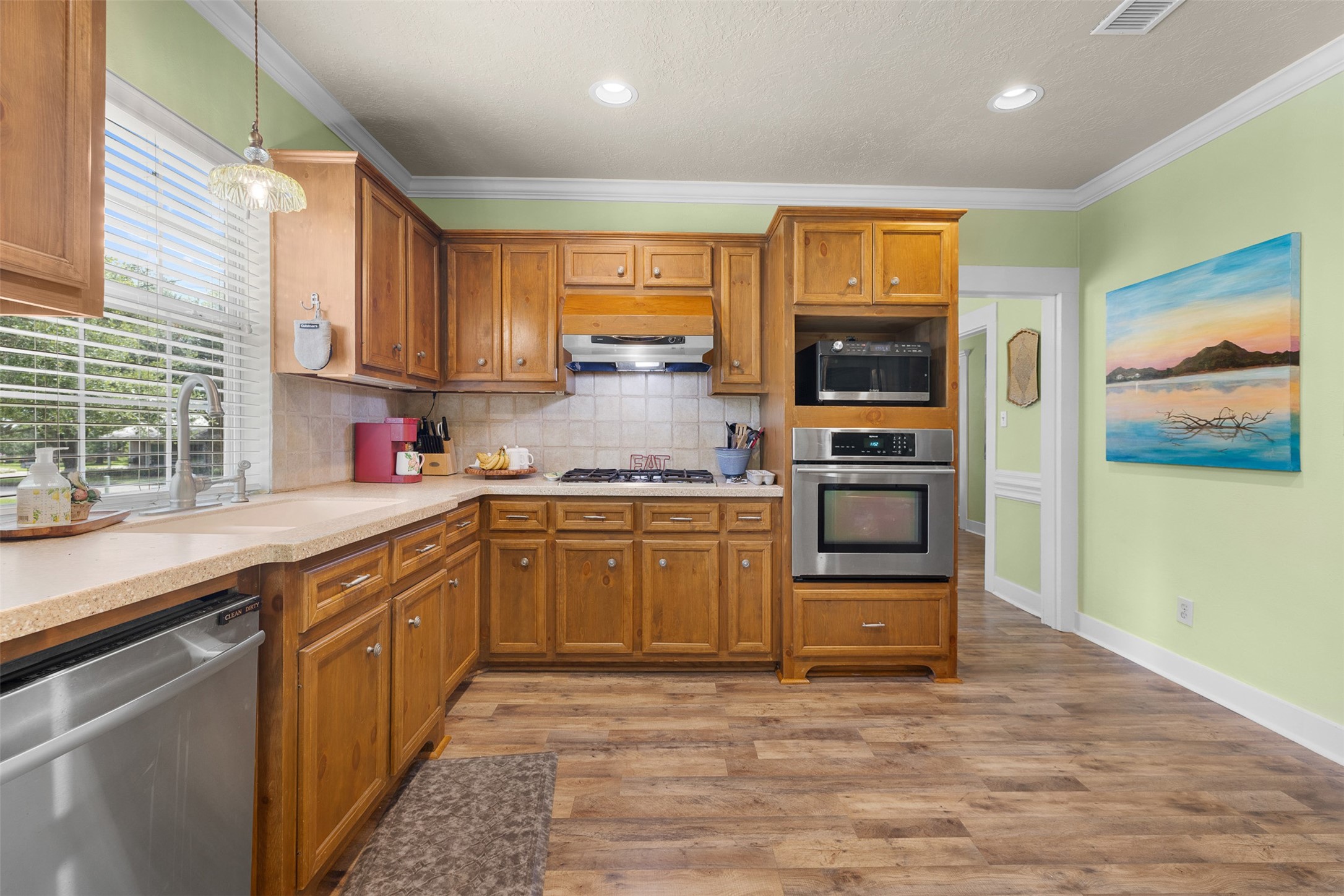 410 N Cochran Street Property Photo 19