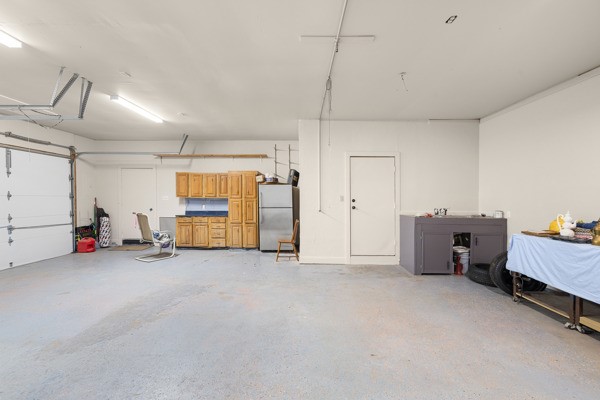 410 N Cochran Street Property Photo 32