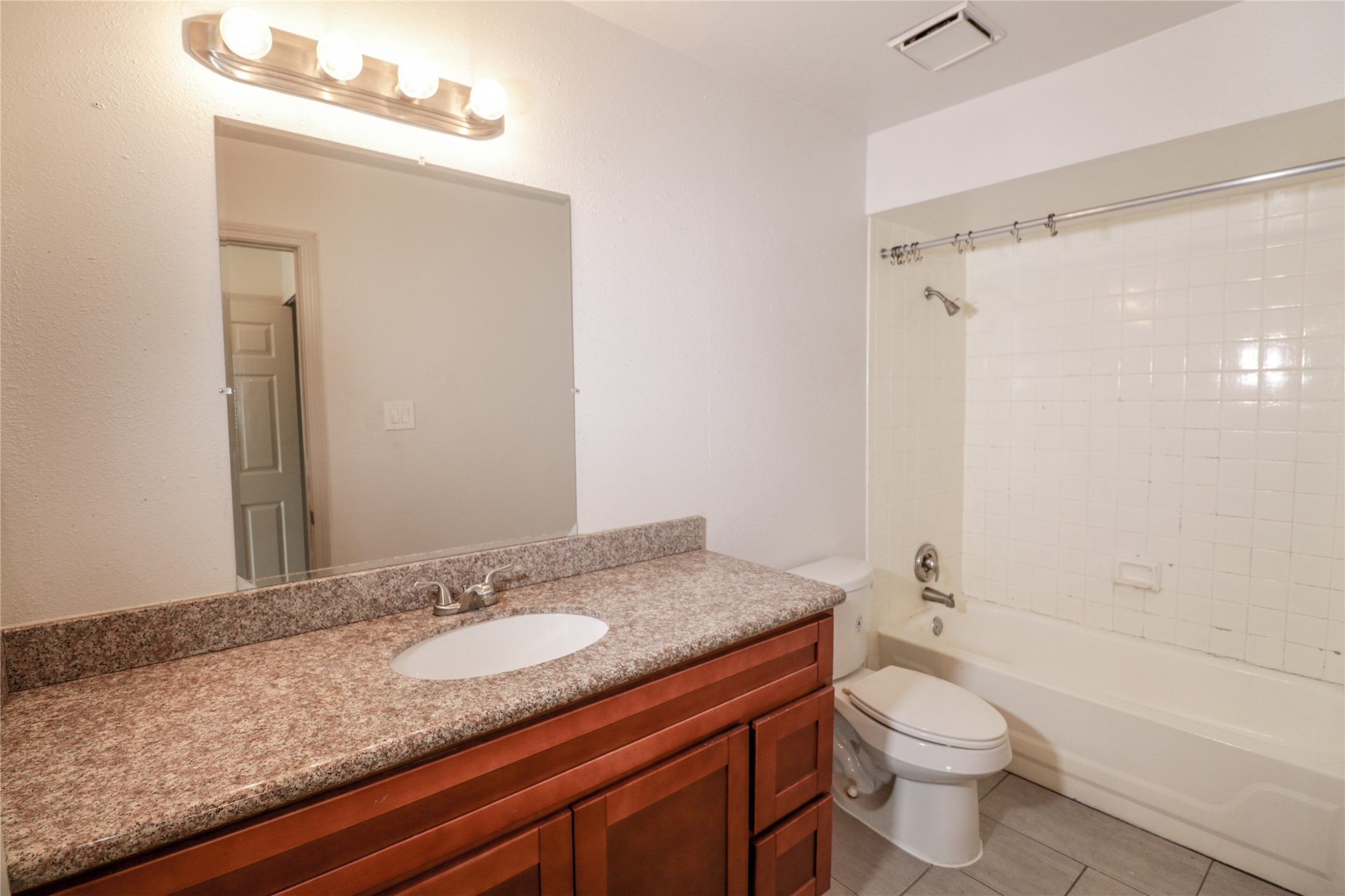 12635 Ashford Meadow Drive D Property Photo 8