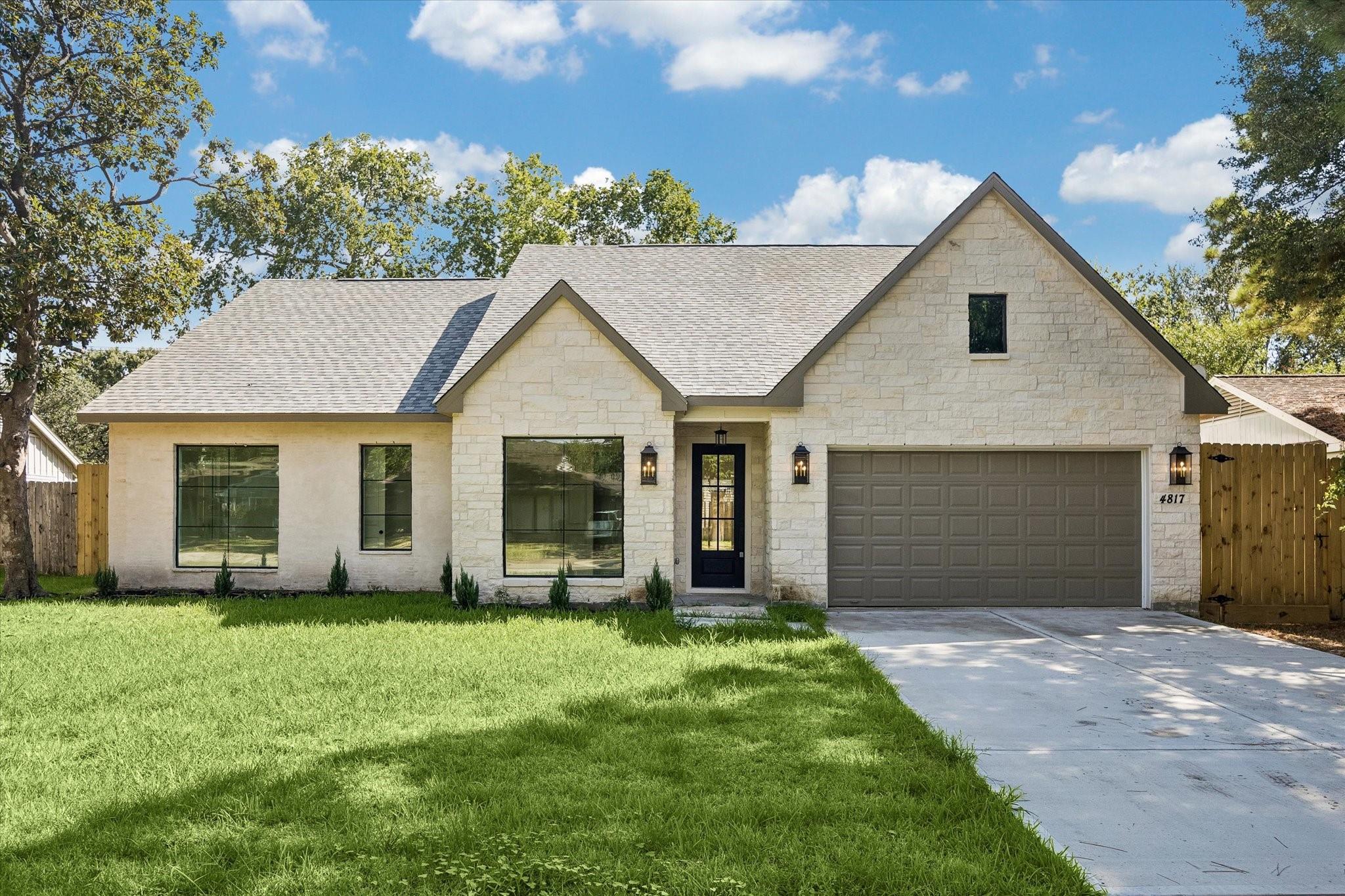 4817 Kingfisher Drive, Houston Tx 77035 Property Photo 1
