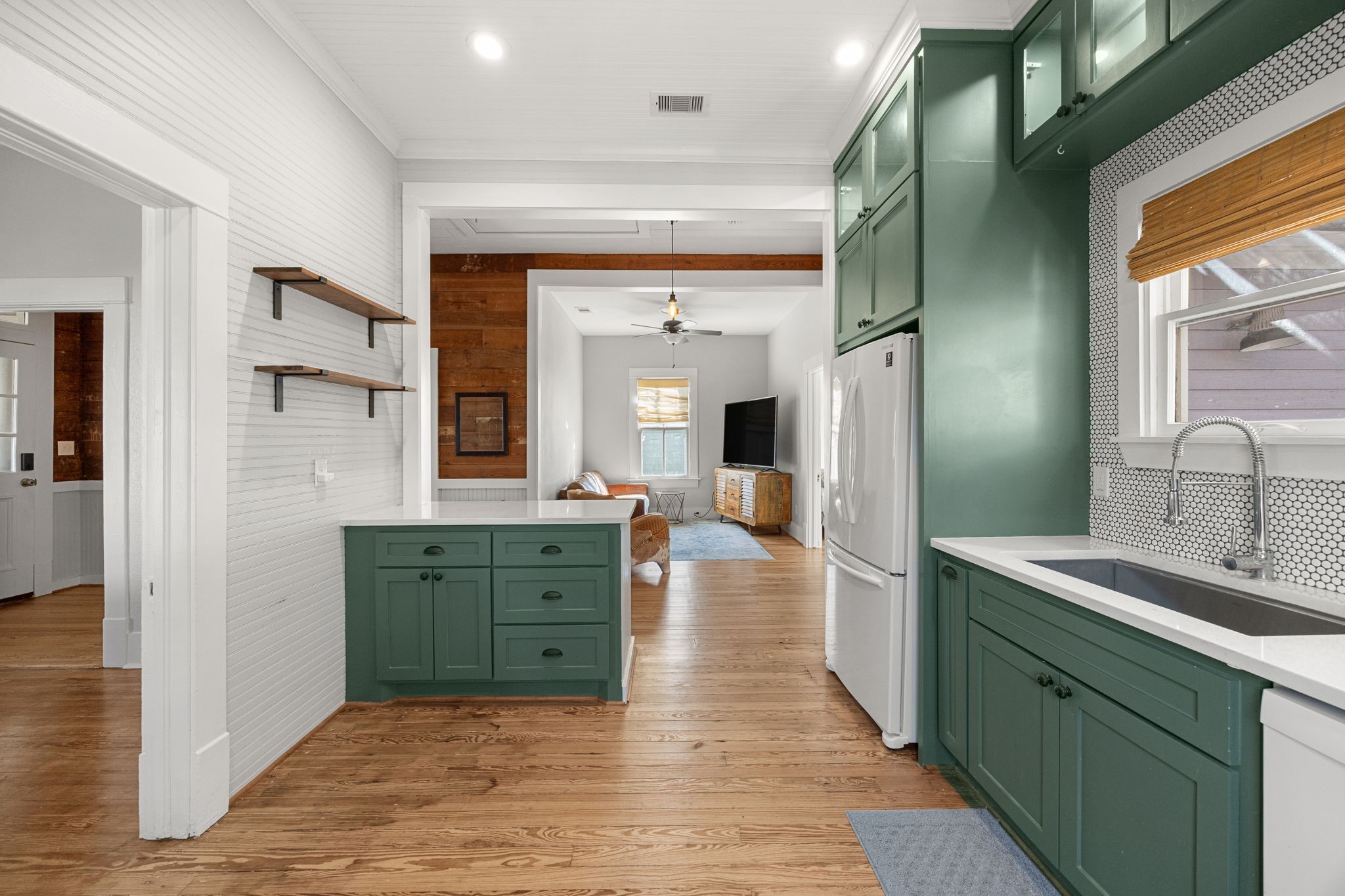1811 30th Street Property Photo 9