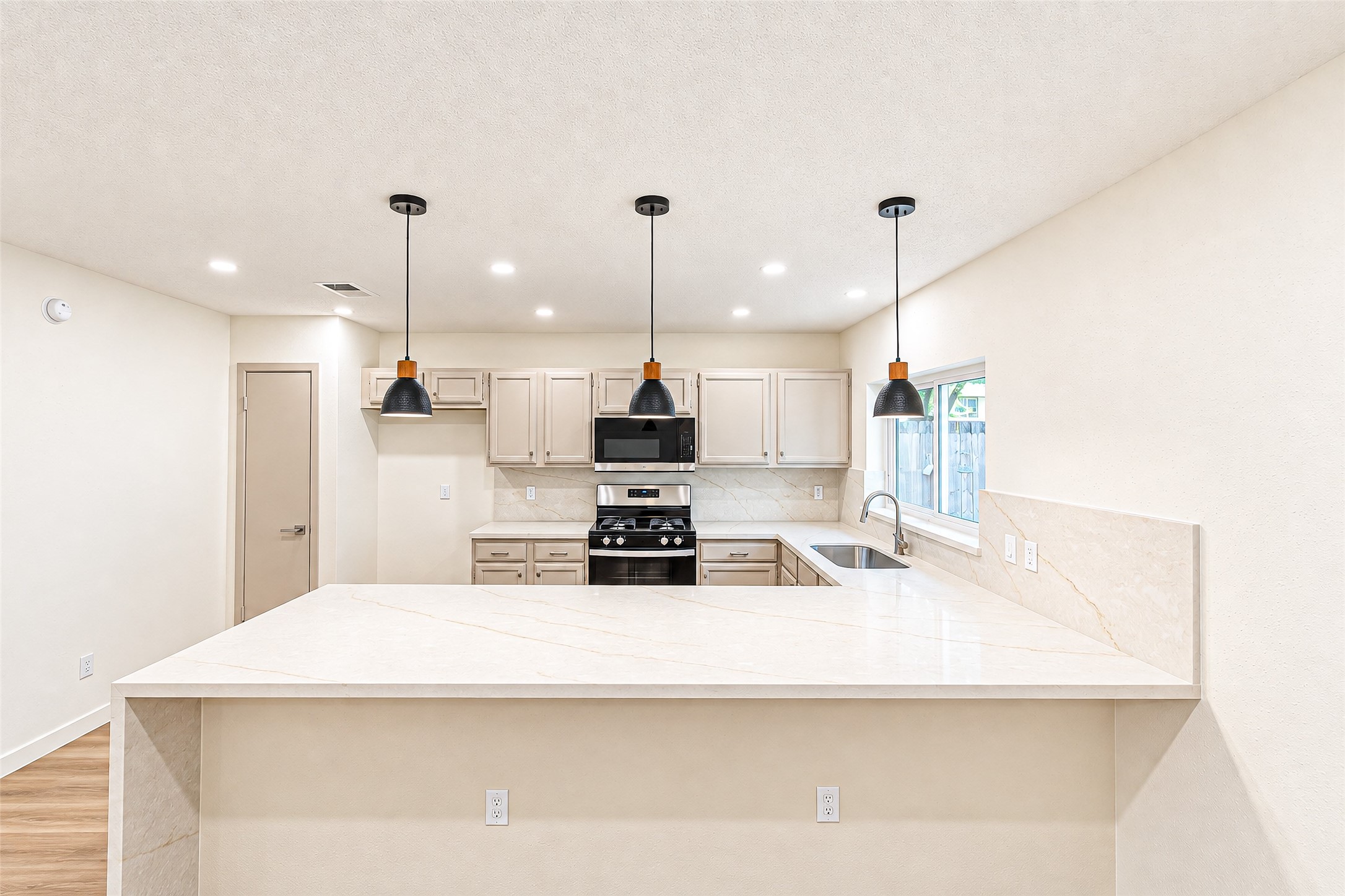 18015 Brooknoll Drive Property Photo 19