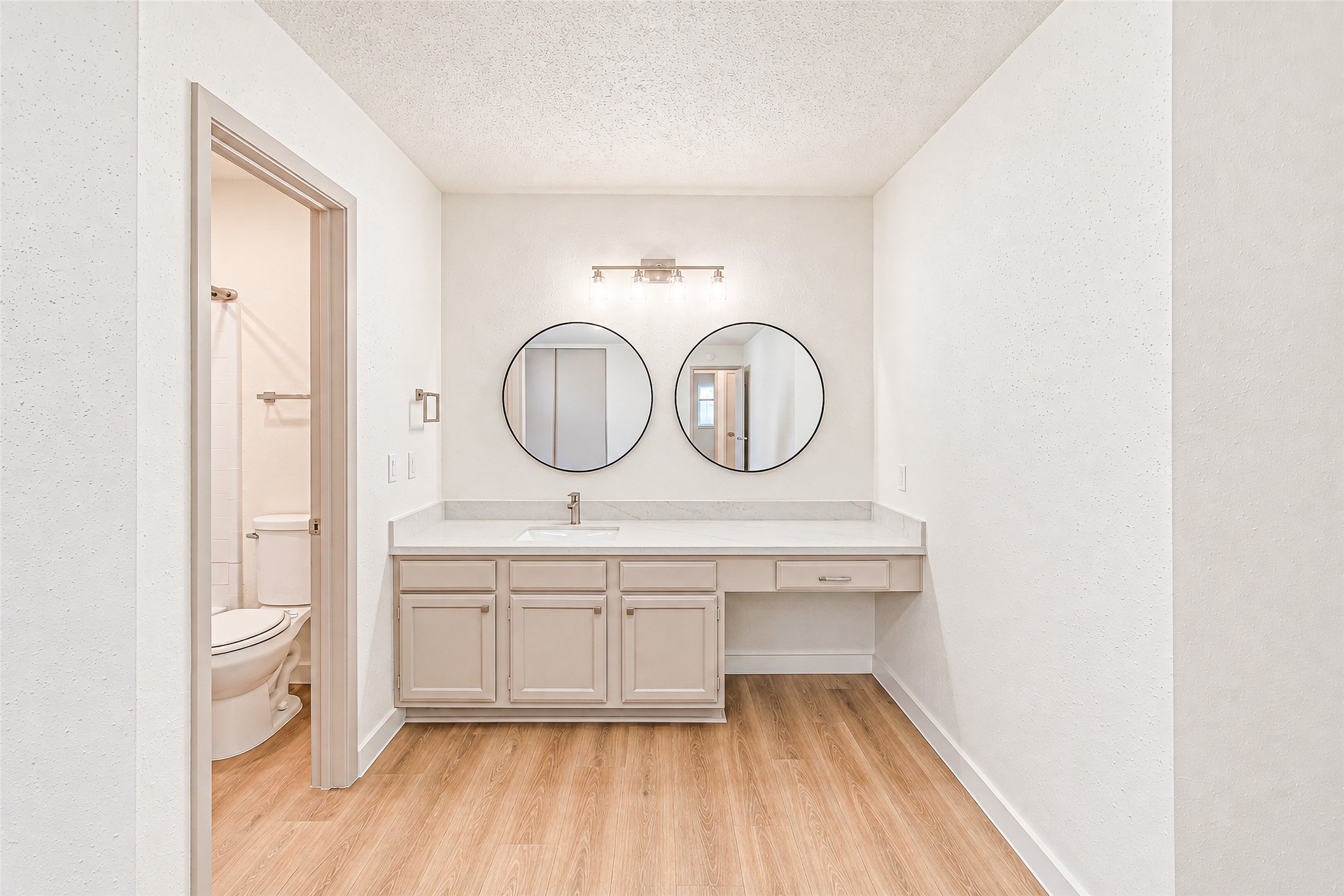 18015 Brooknoll Drive Property Photo 28