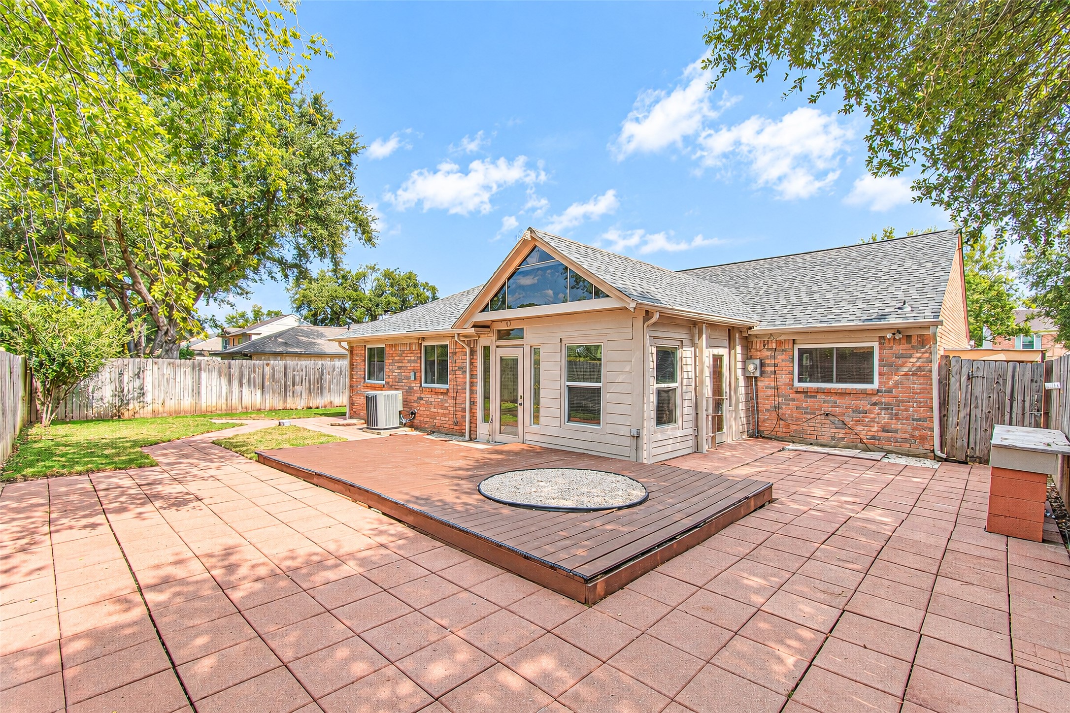 18015 Brooknoll Drive Property Photo 41