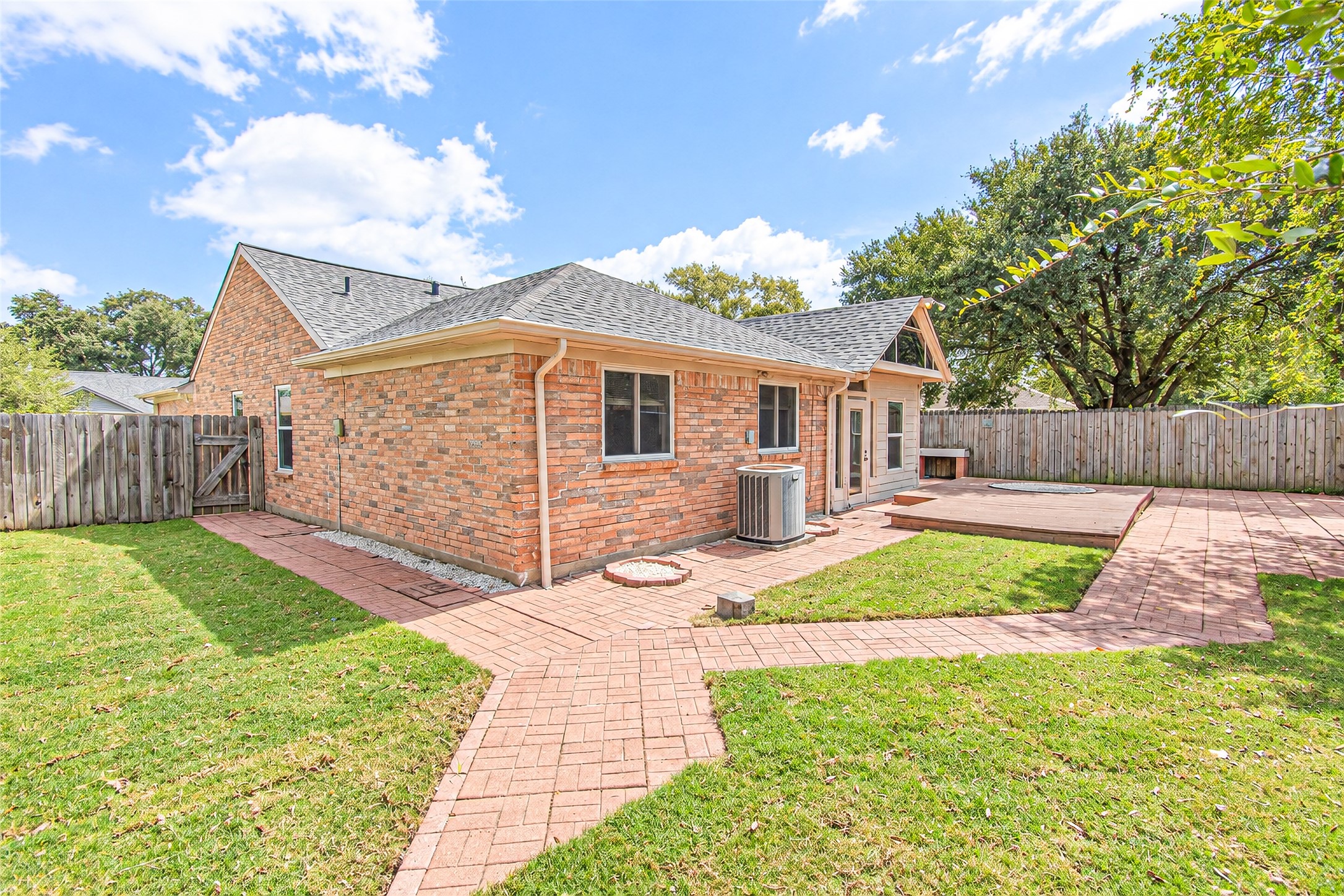 18015 Brooknoll Drive Property Photo 46
