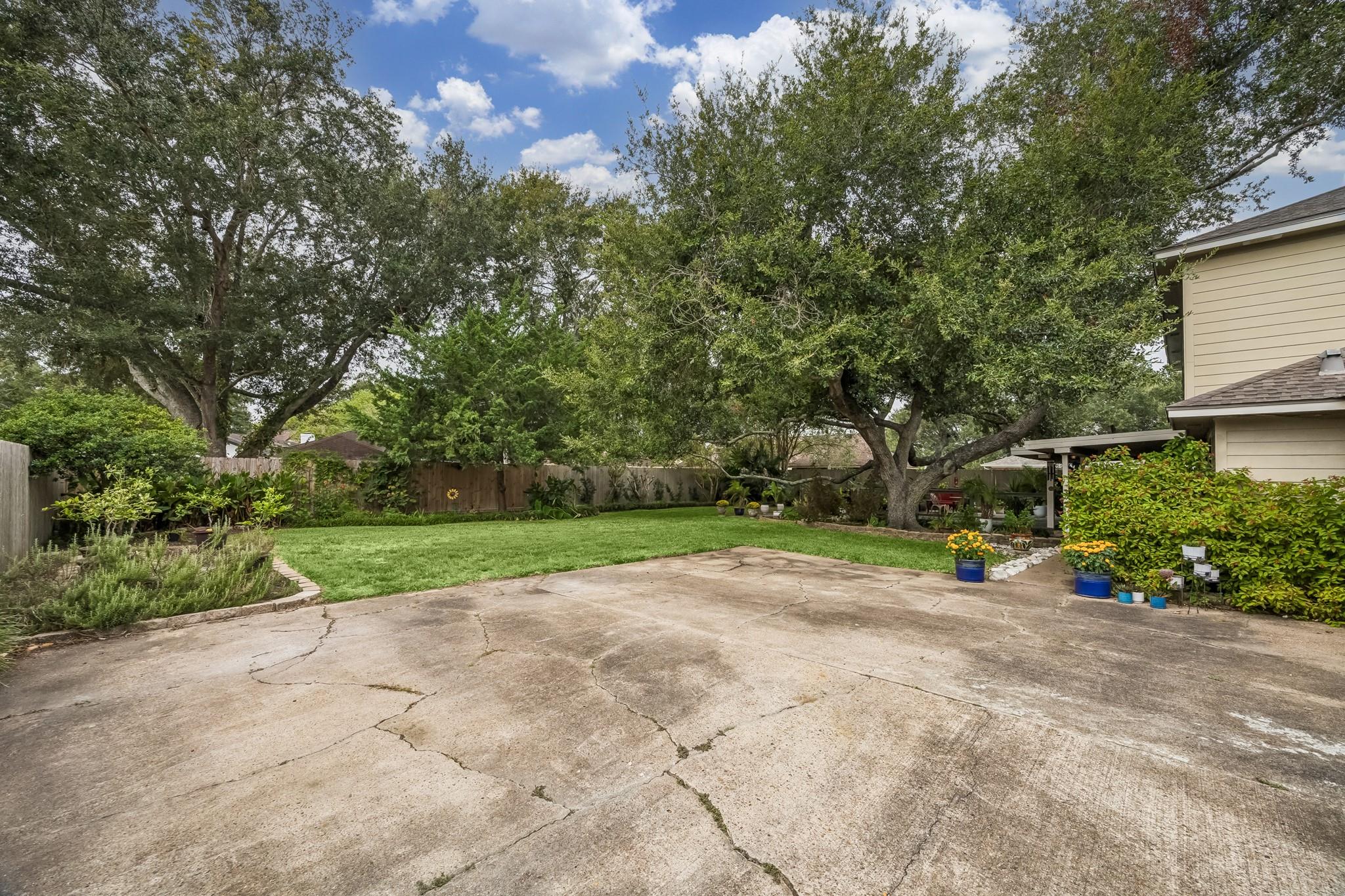 2309 Westpark Drive Property Photo 27