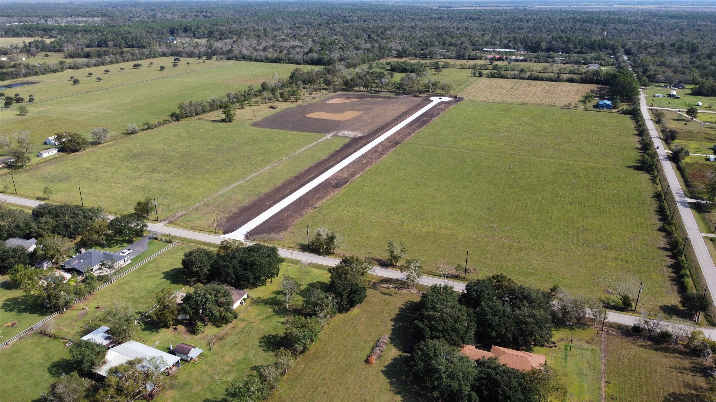 16500 Adlong School Rd Property Photo 6